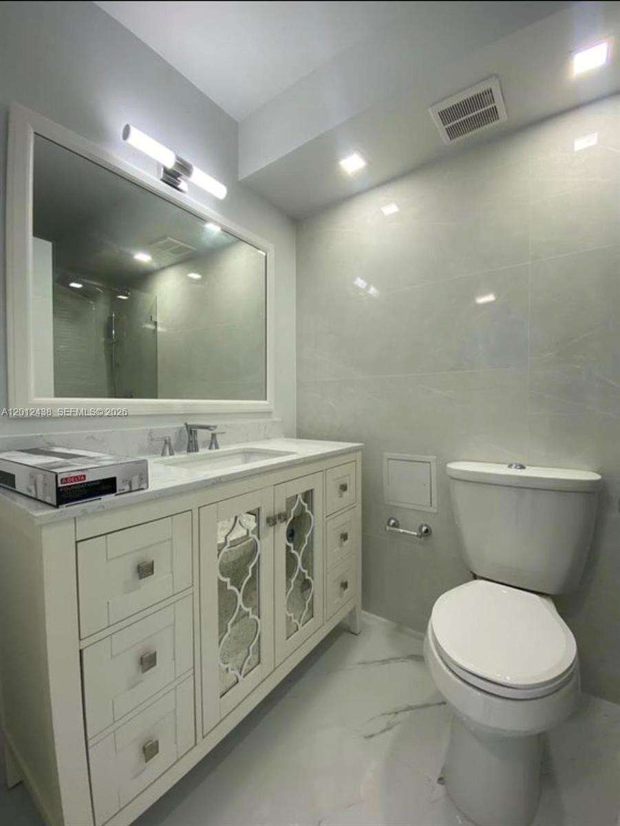 Maison Grande at 6039 Collins Ave, Miami Beach, FL 33140 - For Rent photo 19