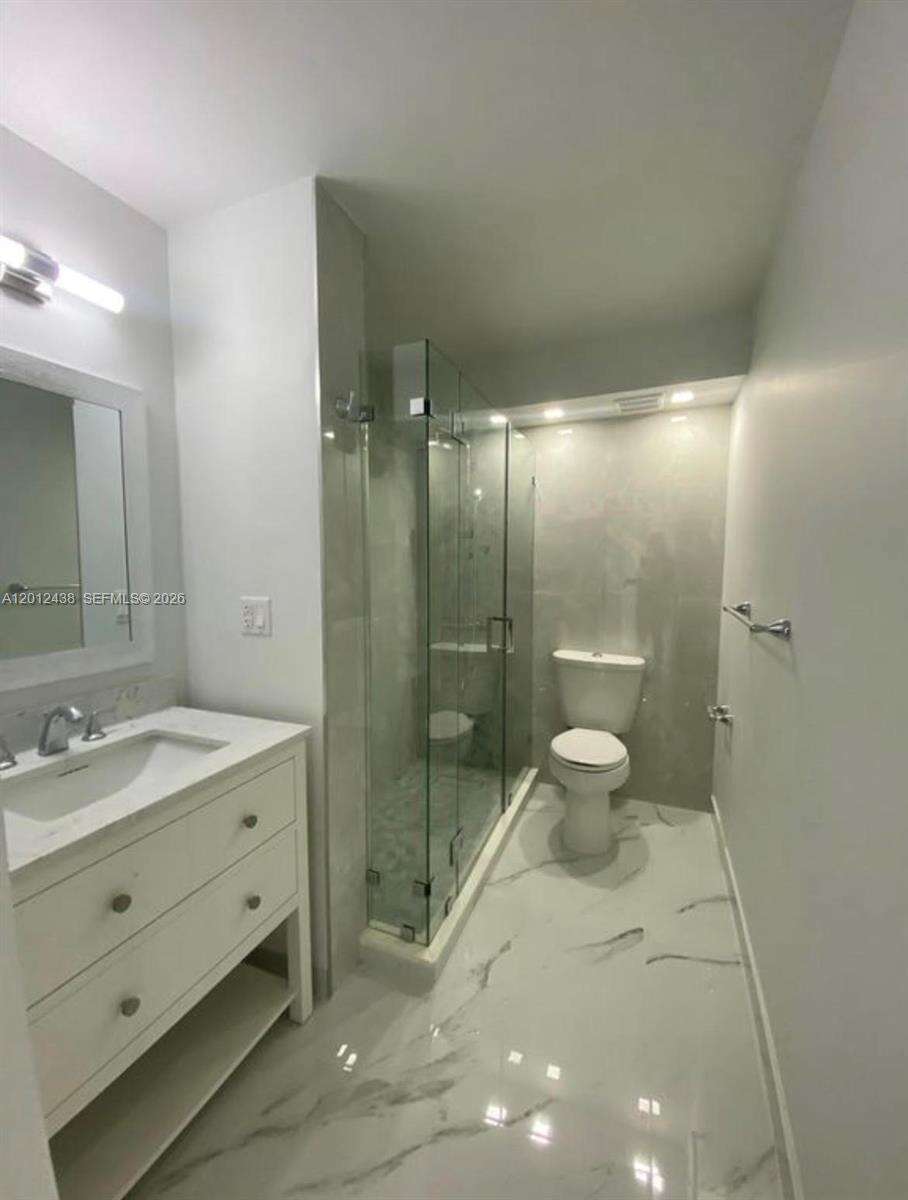 Maison Grande at 6039 Collins Ave, Miami Beach, FL 33140 - For Rent photo 21