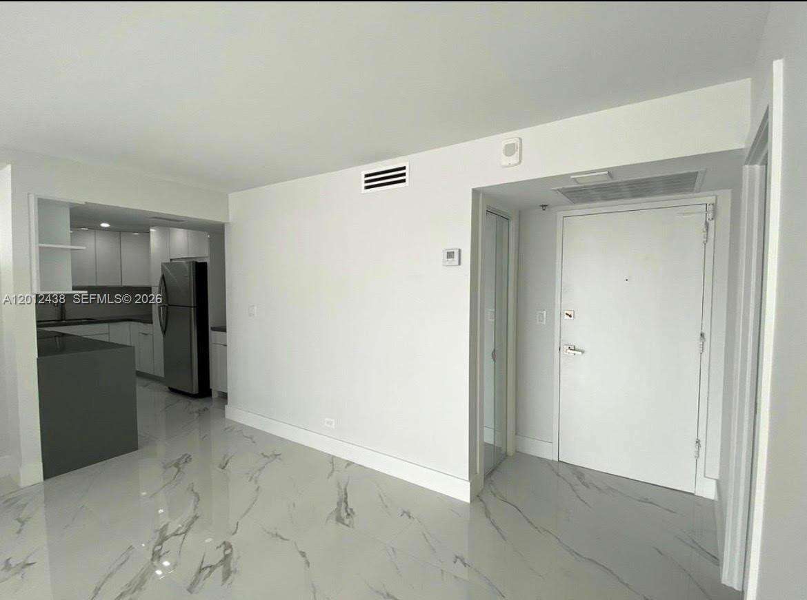 Maison Grande at 6039 Collins Ave, Miami Beach, FL 33140 - For Rent photo 5