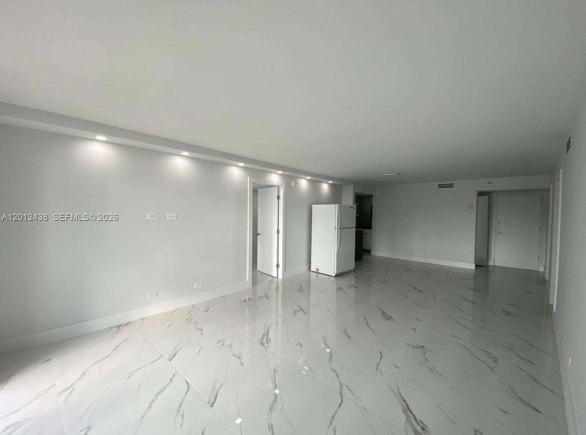 Maison Grande at 6039 Collins Ave, Miami Beach, FL 33140 - For Rent photo 6