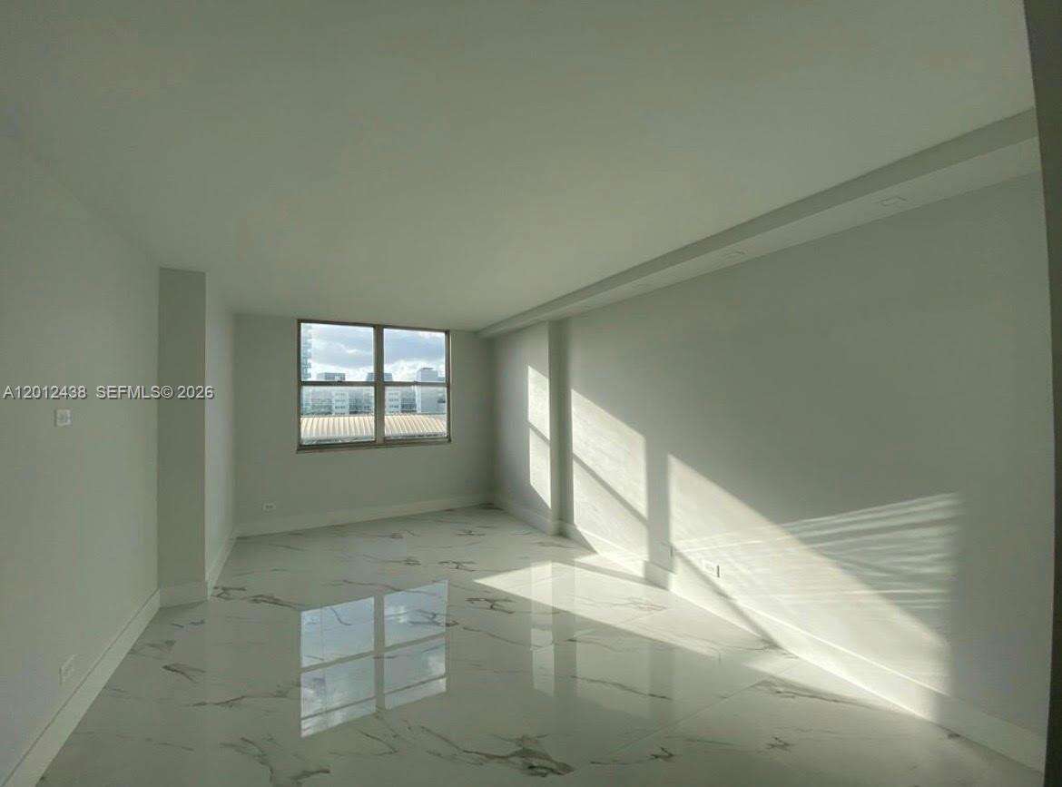 Maison Grande at 6039 Collins Ave, Miami Beach, FL 33140 - For Rent photo 9