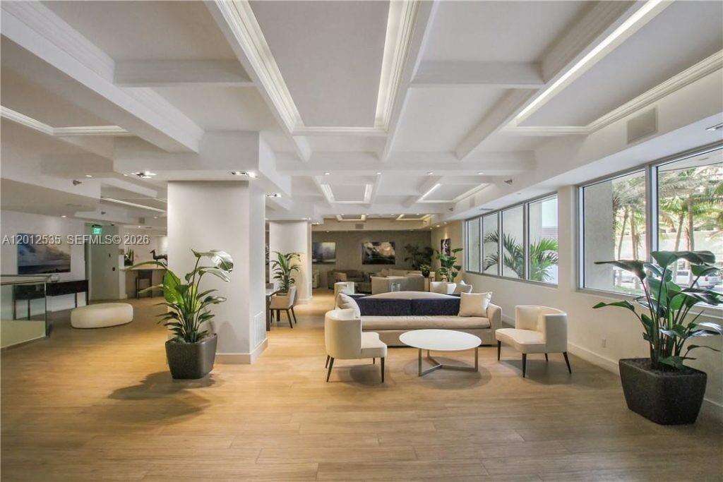 Decoplage at 100 Lincoln Rd, Miami Beach, FL 33139 - For Rent photo 24