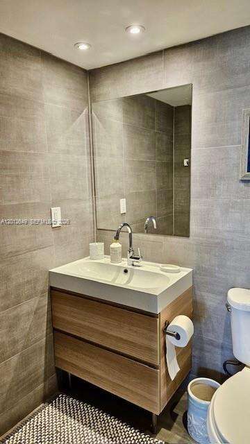The Tides at 3901 Ocean Dr, Hollywood, FL 33019 - For Rent photo 9