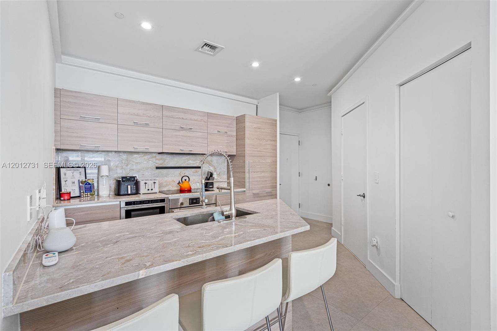 Sls Brickell at 1300 Miami Ave, Miami, FL 33130 - For Rent photo 16