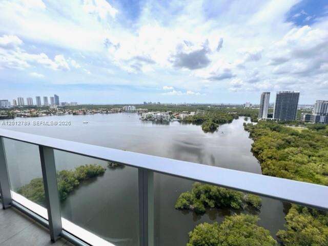 Marina Palms at 17111 Biscayne Blvd, North Miami Beach, FL 33160 - For Rent photo 33