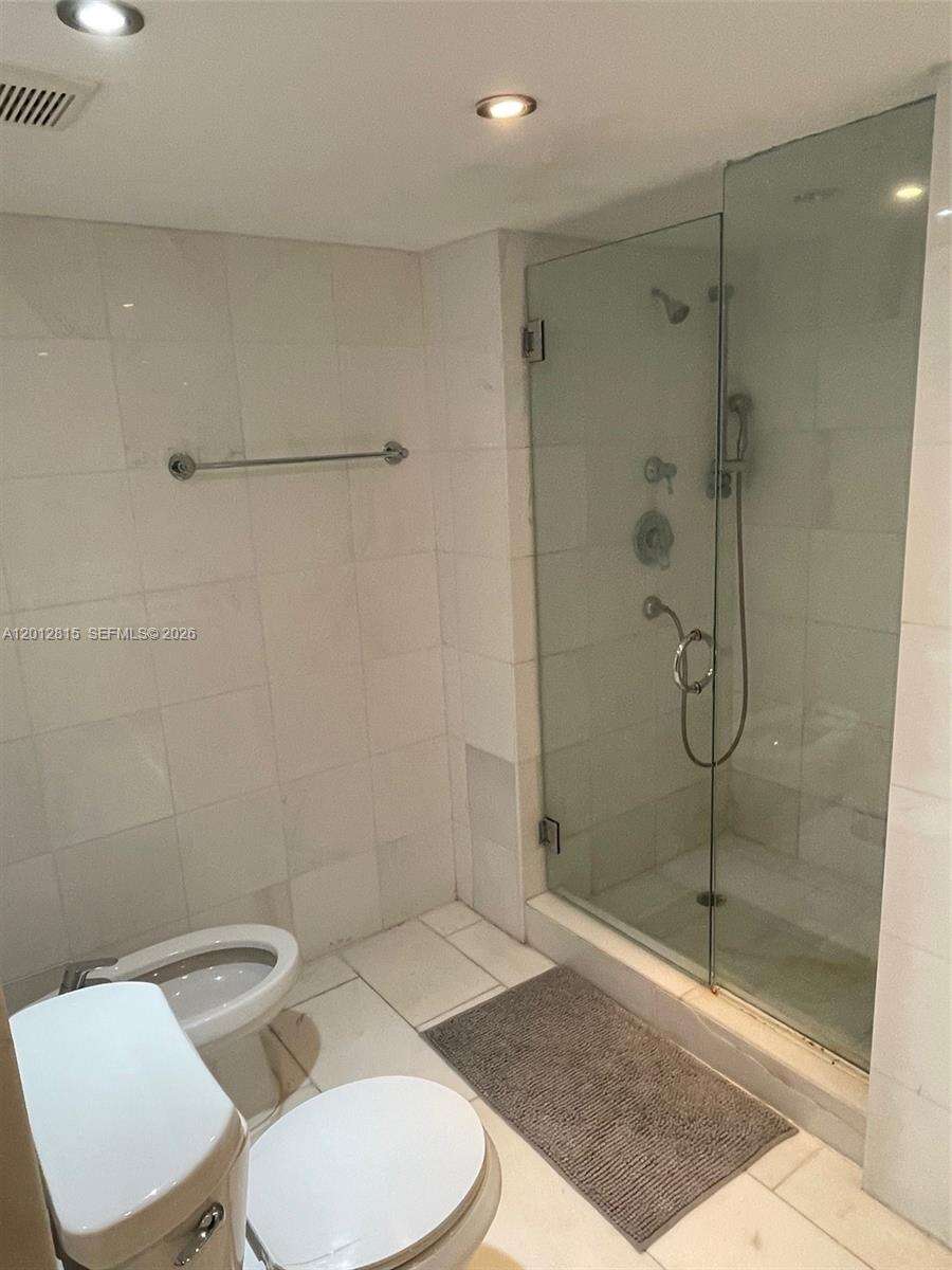 The Grand at 1717 Bayshore Dr, Miami, FL 33132 - For Rent photo 16
