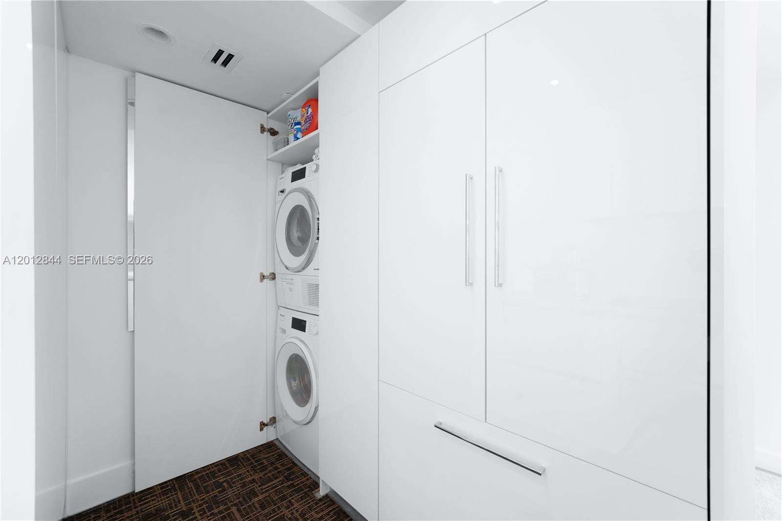 Yacht Club At Portofino at 90 Alton Rd, Miami Beach, FL 33139 - For Rent photo 15
