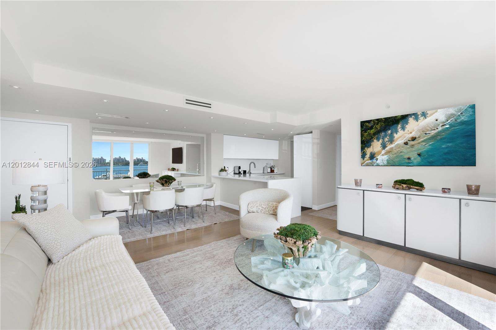 Yacht Club At Portofino at 90 Alton Rd, Miami Beach, FL 33139 - For Rent photo 21