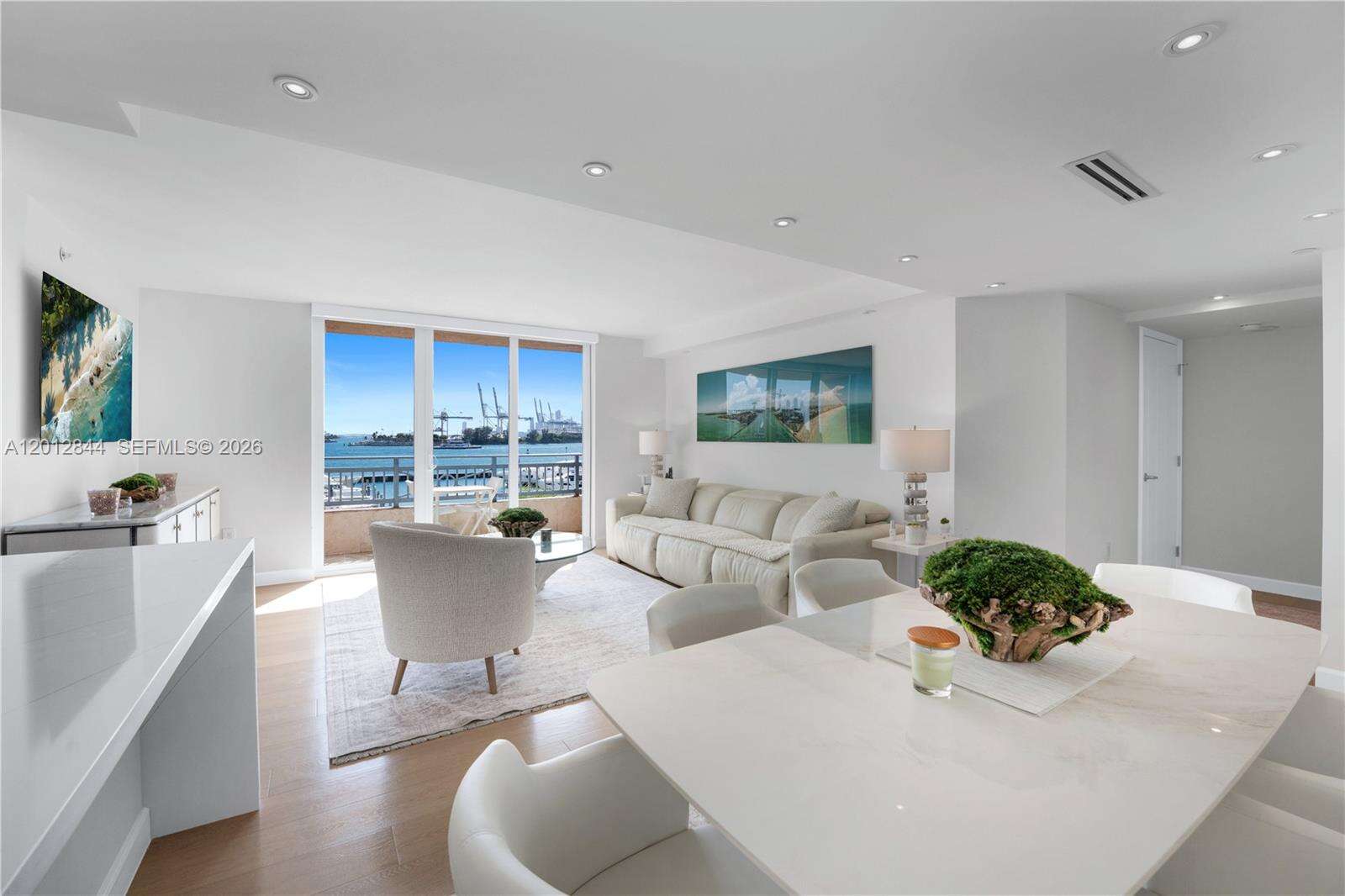 Yacht Club At Portofino at 90 Alton Rd, Miami Beach, FL 33139 - For Rent photo 4
