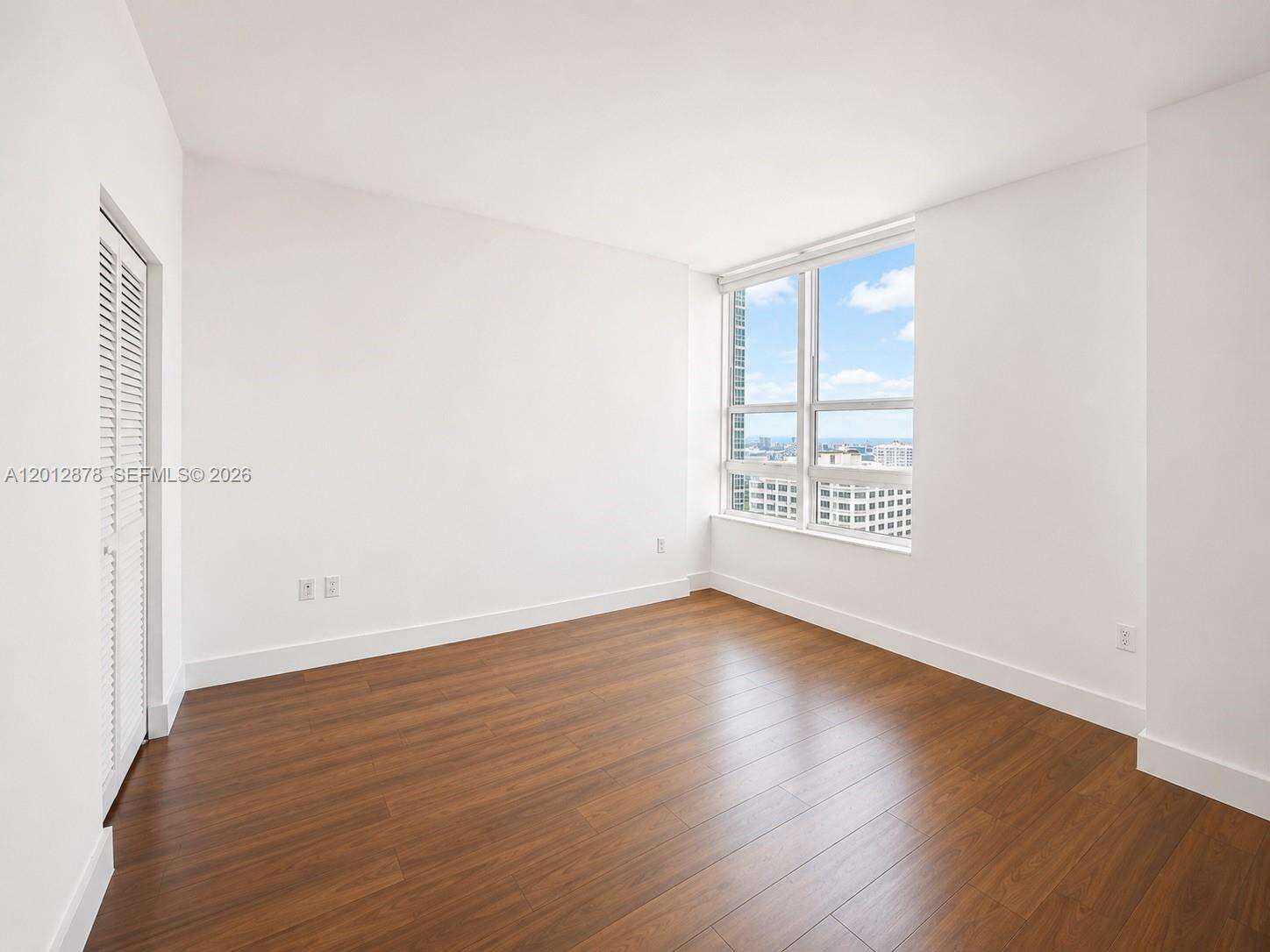 The Plaza On Brickell West at 951 Brickell Ave, Miami, FL 33131 - For Rent photo 7