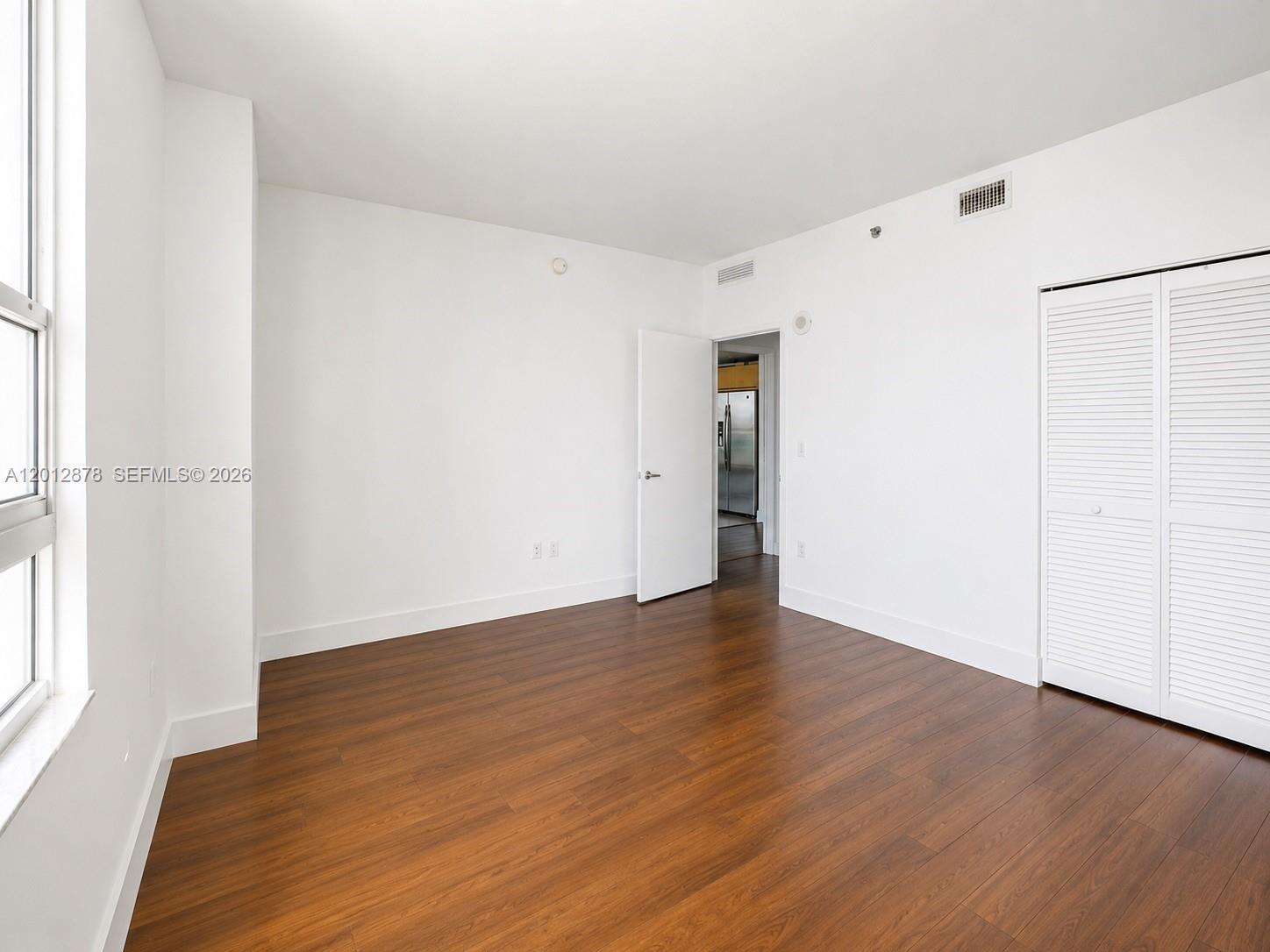 The Plaza On Brickell West at 951 Brickell Ave, Miami, FL 33131 - For Rent photo 8