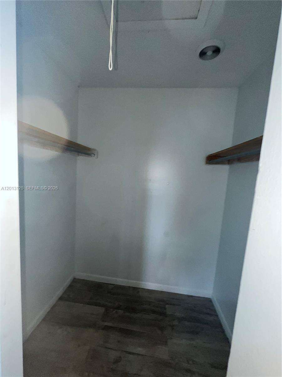 Del Prado at 18182 41 Pl, Miami Gardens, FL 33055 - For Rent photo 8