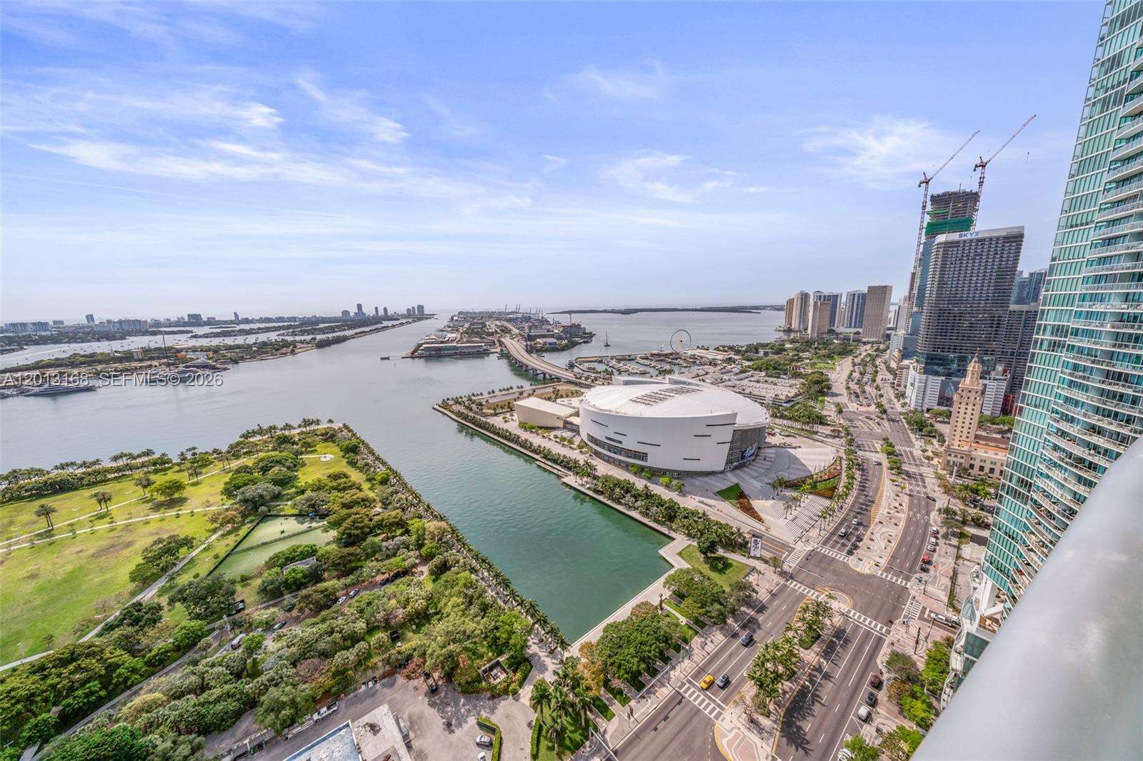 900 Biscayne at 900 Biscayne Blvd, Miami, FL 33132 - For Rent photo 1