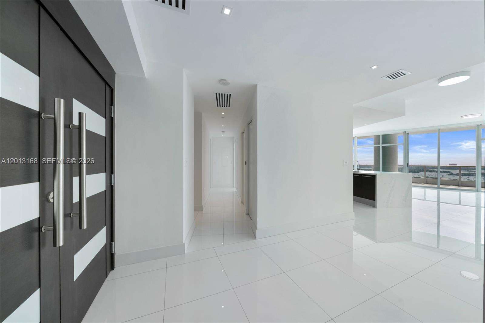 900 Biscayne at 900 Biscayne Blvd, Miami, FL 33132 - For Rent photo 12