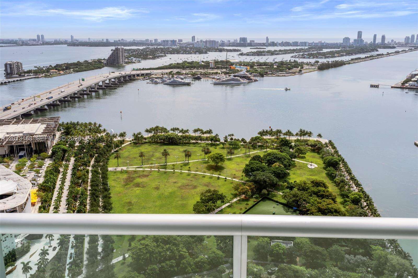 900 Biscayne at 900 Biscayne Blvd, Miami, FL 33132 - For Rent photo 35