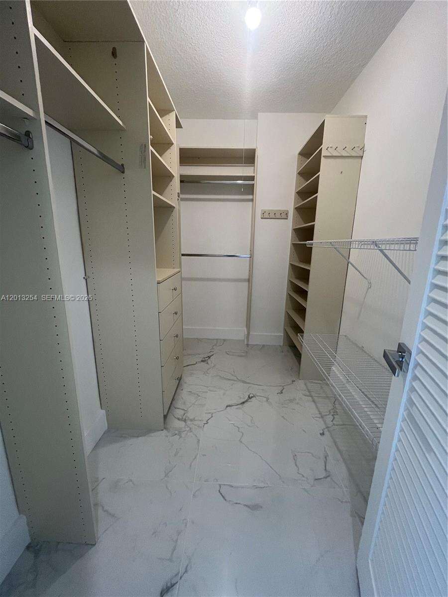 Alexander Towers at 3505 Ocean Dr, Hollywood, FL 33019 - For Rent photo 15