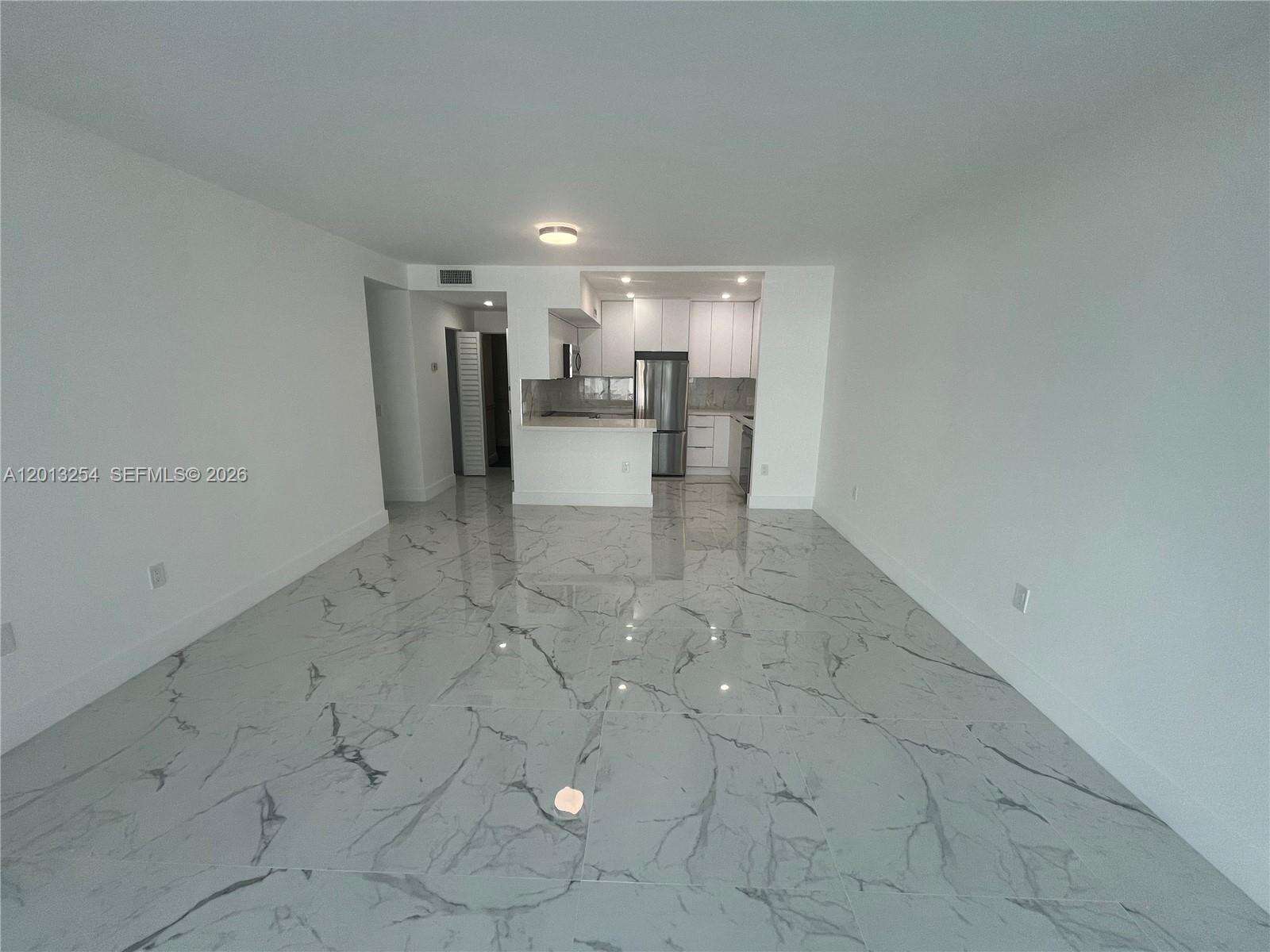 Alexander Towers at 3505 Ocean Dr, Hollywood, FL 33019 - For Rent photo 8
