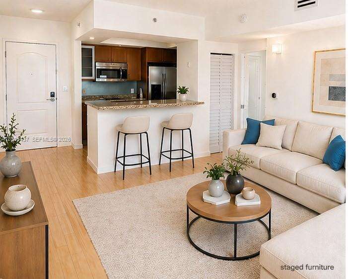 Cosmopolitan at 110 Washington Ave, Miami Beach, FL 33139 - For Rent photo 2