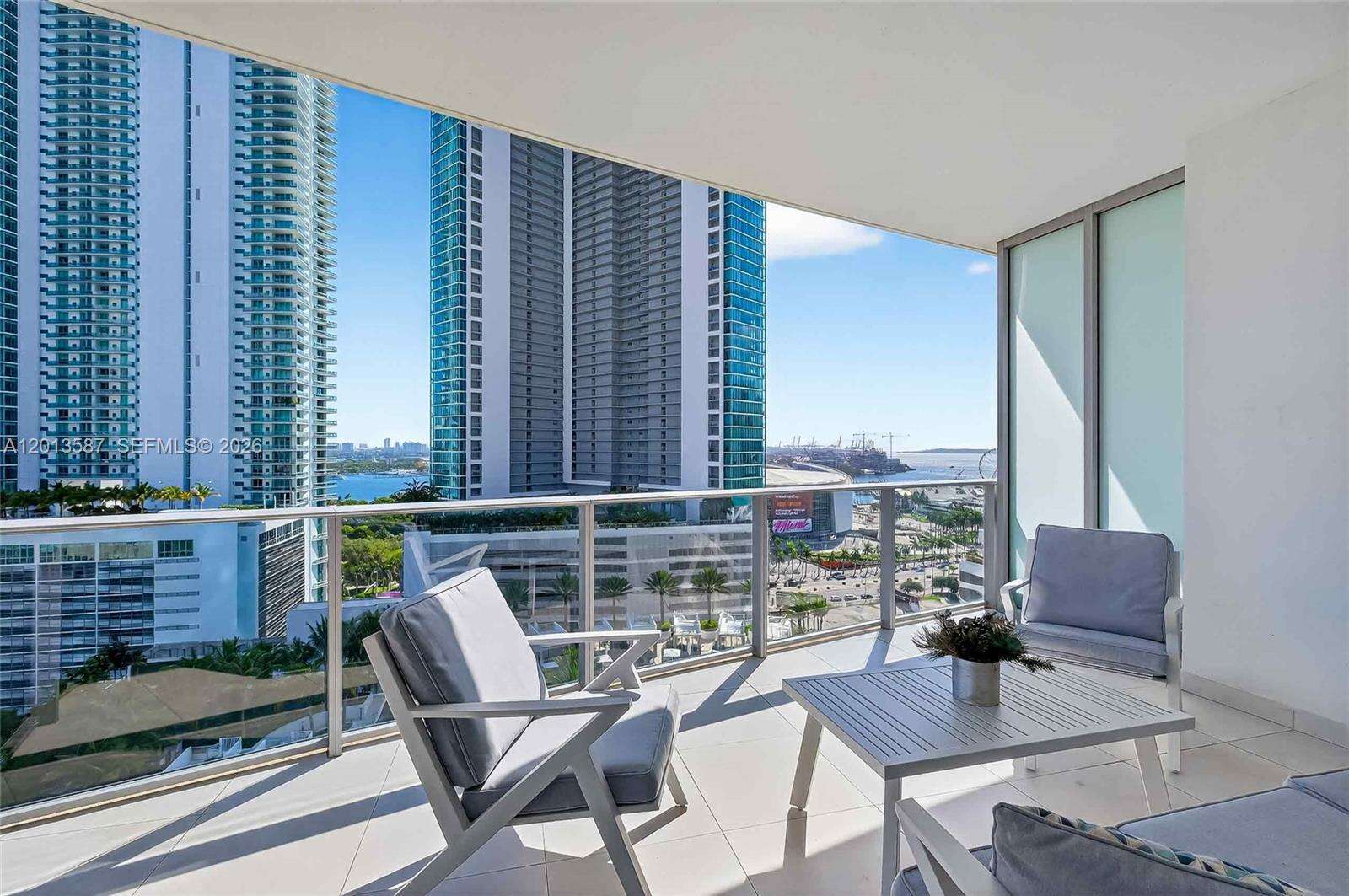 Paramount Miami Worldcenter at 851 1 Ave, Miami, FL 33132 - For Rent photo 28