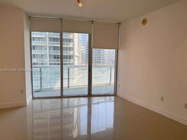 Icon Brickell 1 at 475 Brickell Ave, Miami, FL 33131 - For Rent photo 8