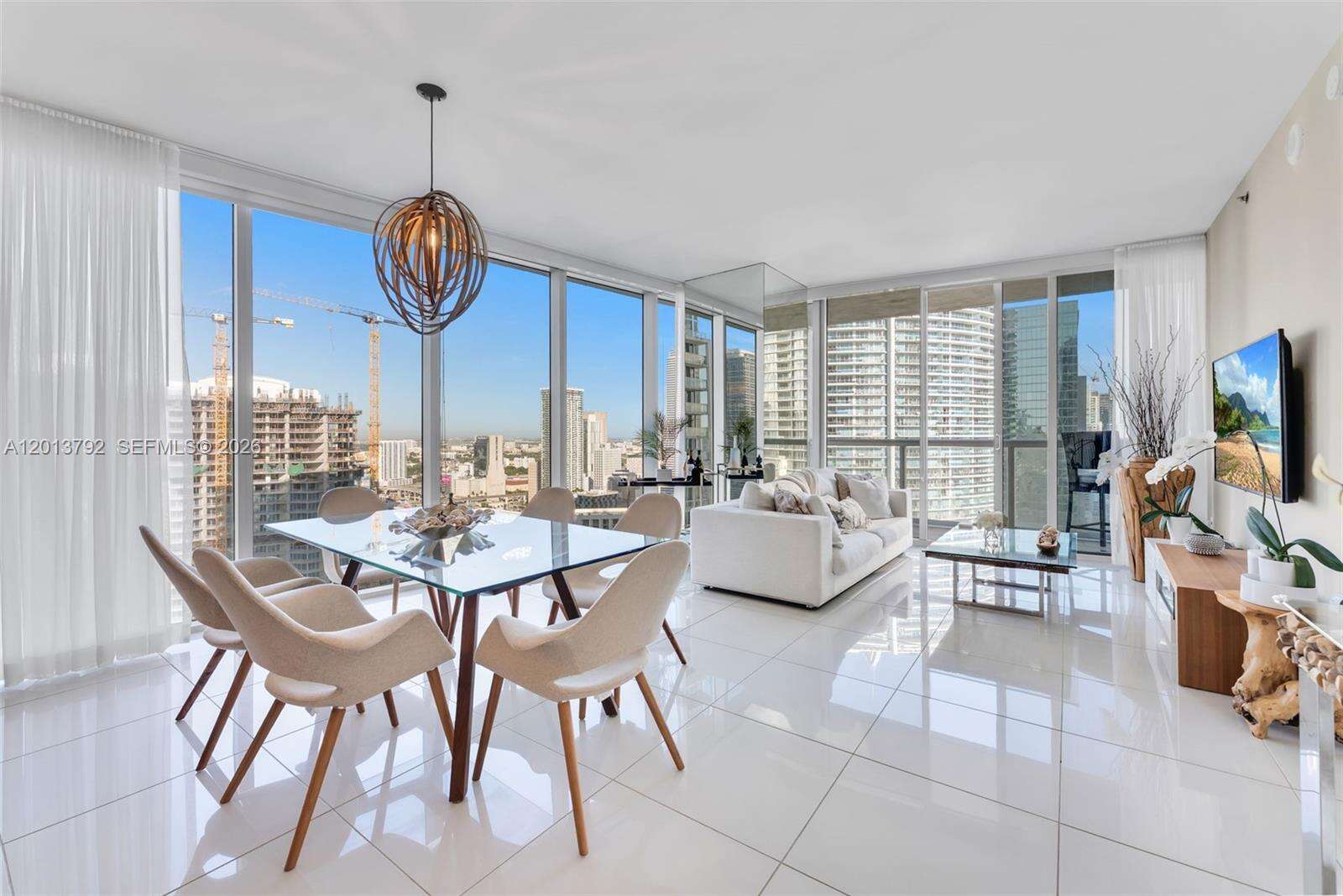 Icon Brickell 1 at 475 Brickell Ave, Miami, FL 33131 - For Rent photo 2
