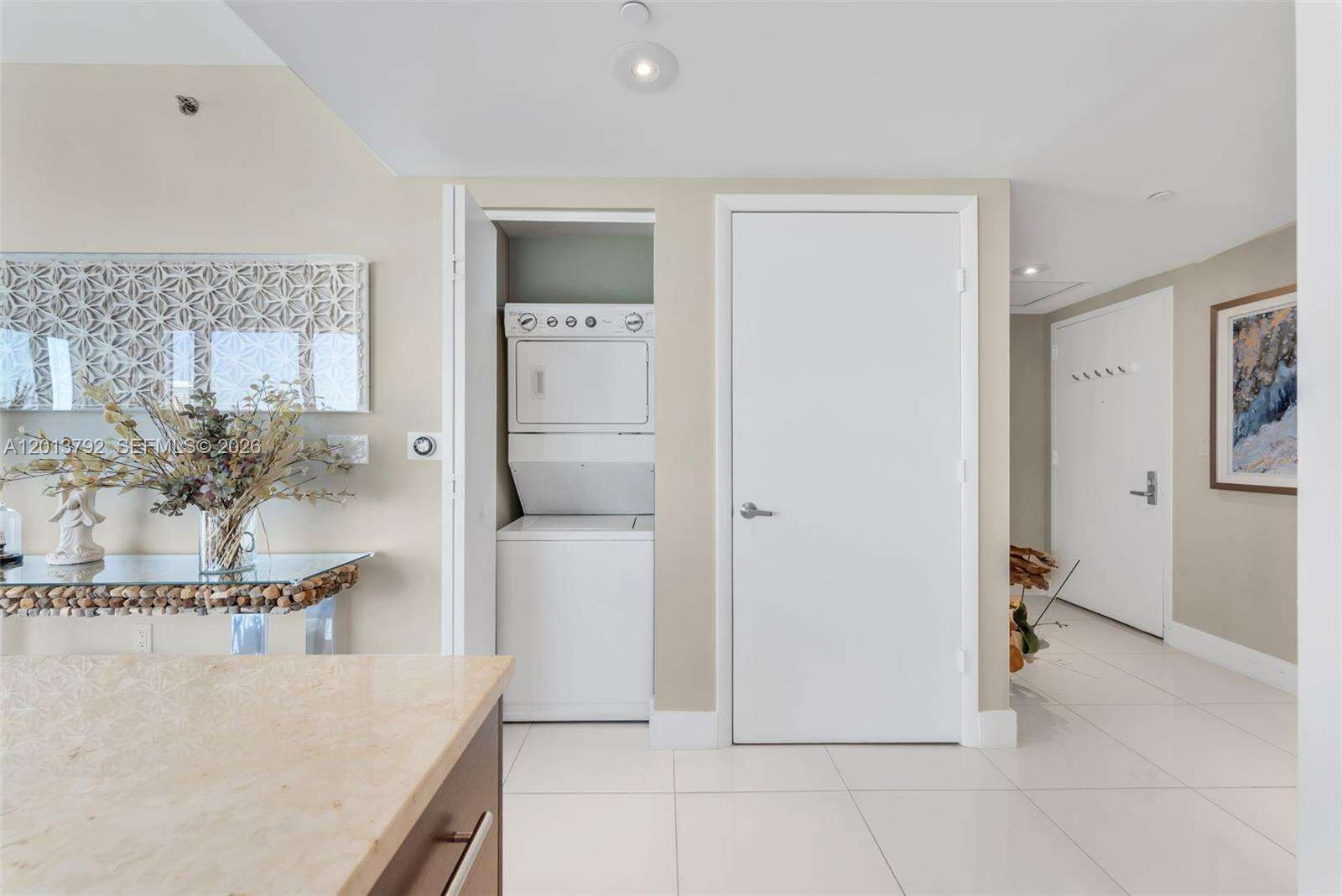 Icon Brickell 1 at 475 Brickell Ave, Miami, FL 33131 - For Rent photo 16