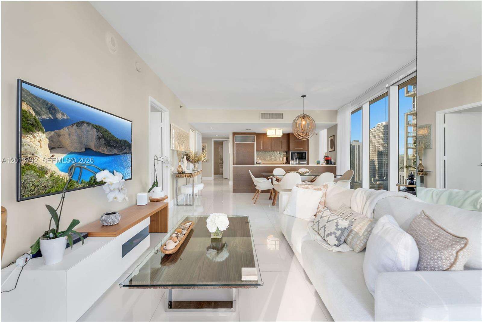 Icon Brickell 1 at 475 Brickell Ave, Miami, FL 33131 - For Rent photo 5