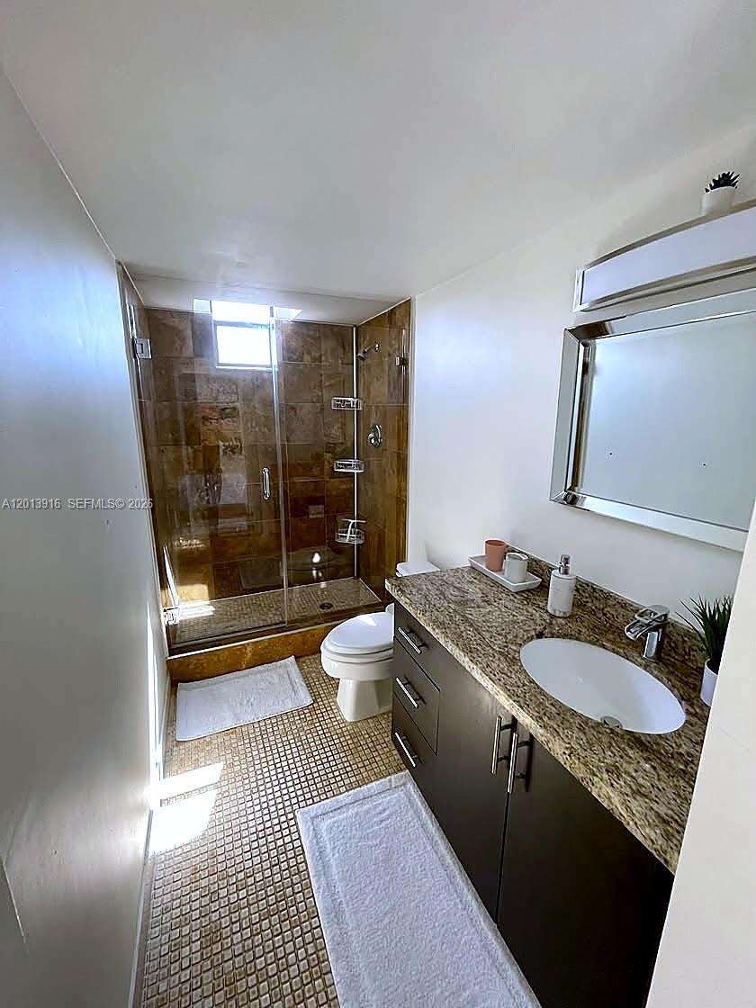 The Olympus at 2500 Parkview Dr, Hallandale Beach, FL 33009 - For Rent photo 21