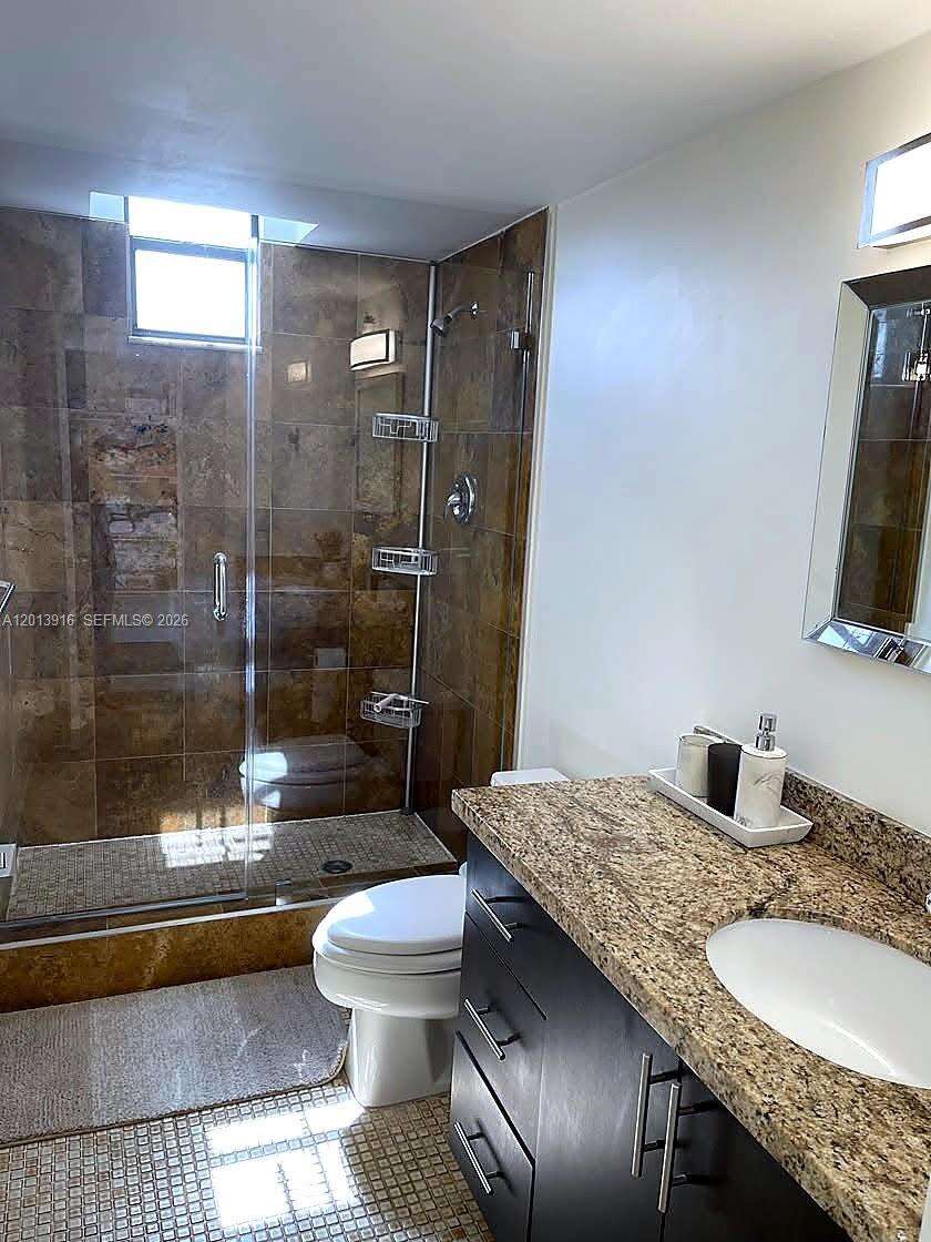 The Olympus at 2500 Parkview Dr, Hallandale Beach, FL 33009 - For Rent photo 22