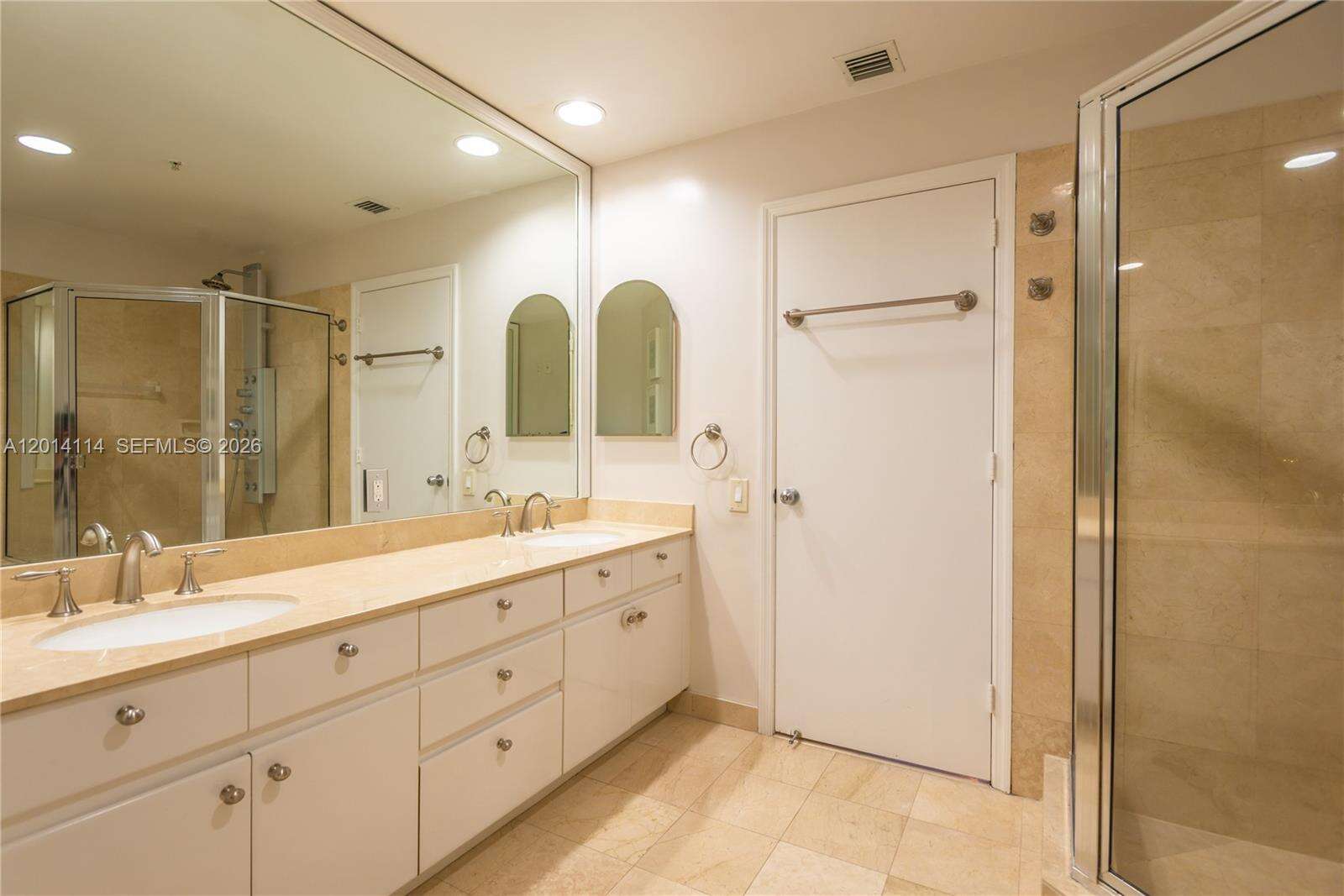 One Tequesta Point at 888 Brickell Key Dr, Miami, FL 33131 - For Rent photo 14