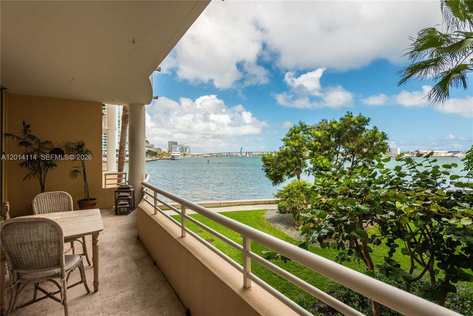 One Tequesta Point at 888 Brickell Key Dr, Miami, FL 33131 - For Rent photo 3