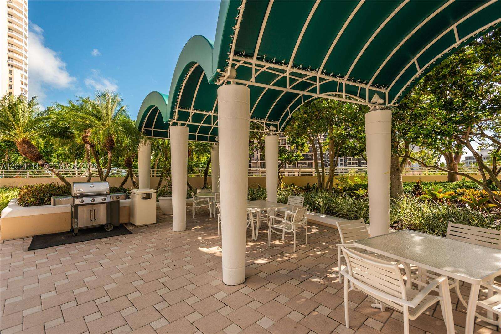 One Tequesta Point at 888 Brickell Key Dr, Miami, FL 33131 - For Rent photo 25