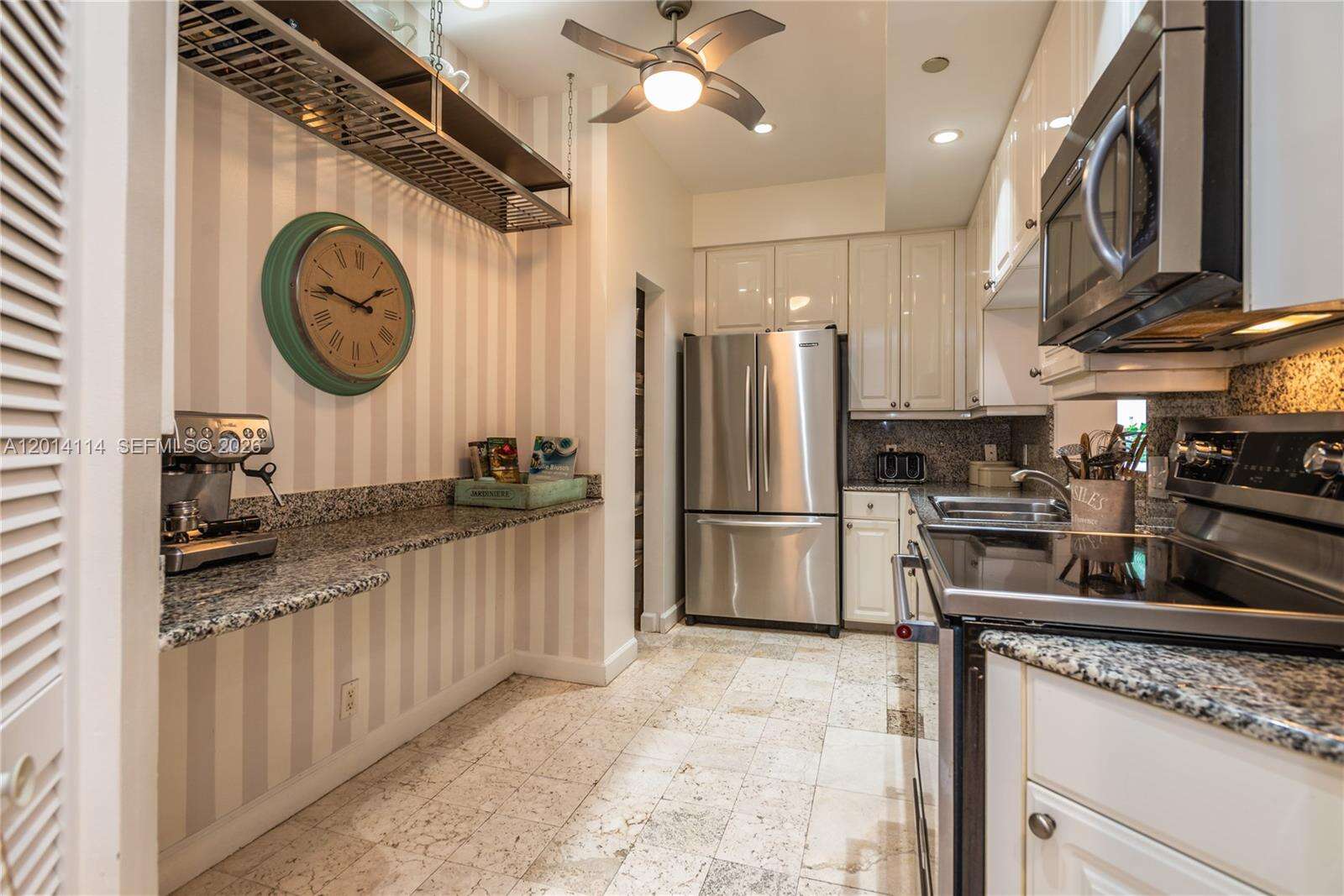 One Tequesta Point at 888 Brickell Key Dr, Miami, FL 33131 - For Rent photo 8