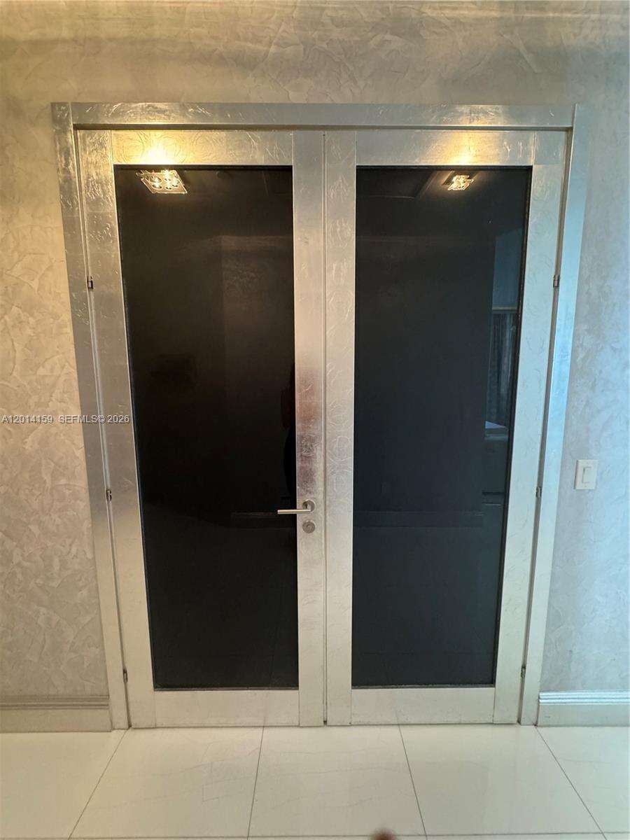 Trump Tower 2 at 15901 Collins Ave, Sunny Isles Beach, FL 33160 - For Rent photo 30