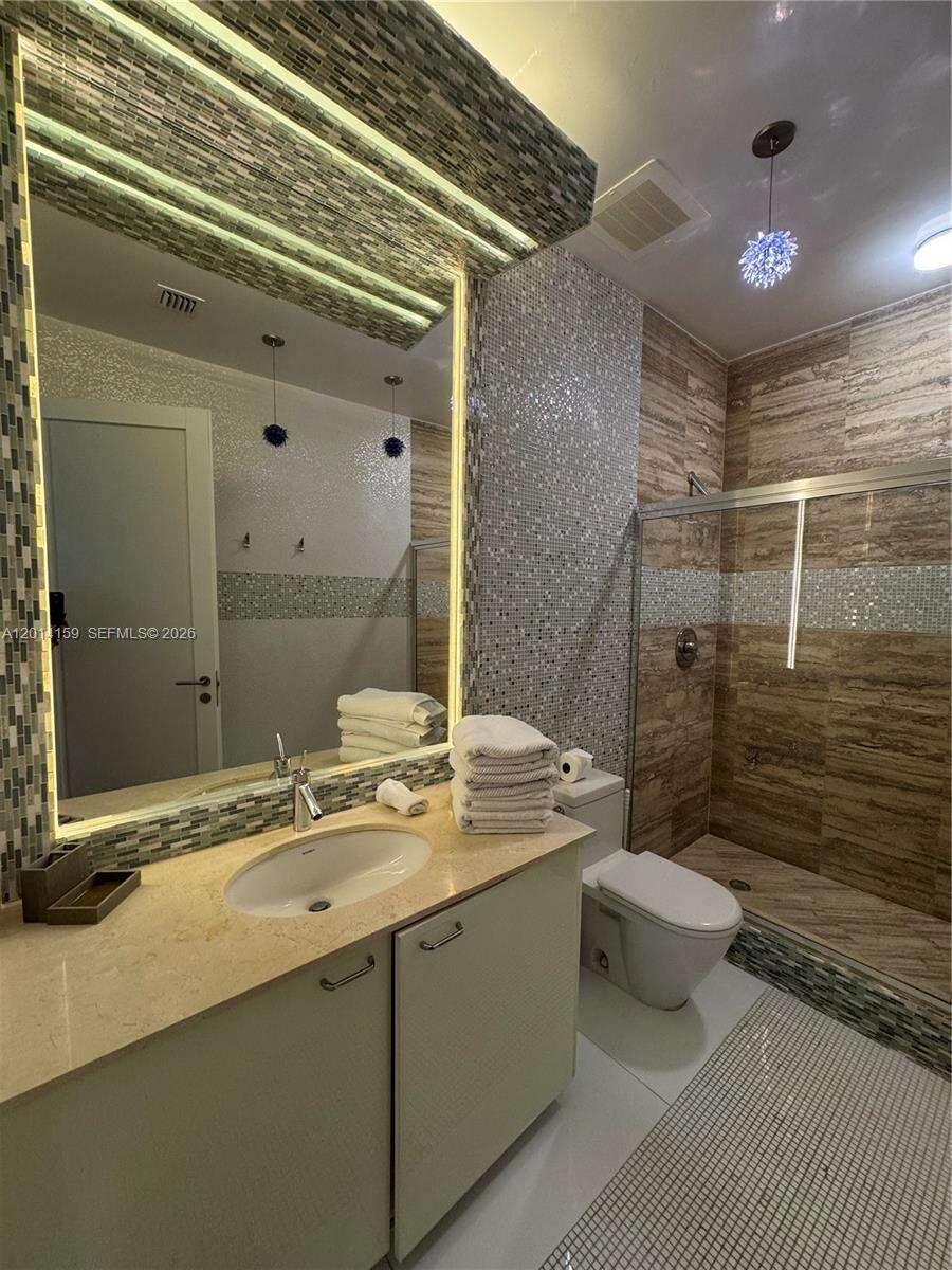 Trump Tower 2 at 15901 Collins Ave, Sunny Isles Beach, FL 33160 - For Rent photo 33