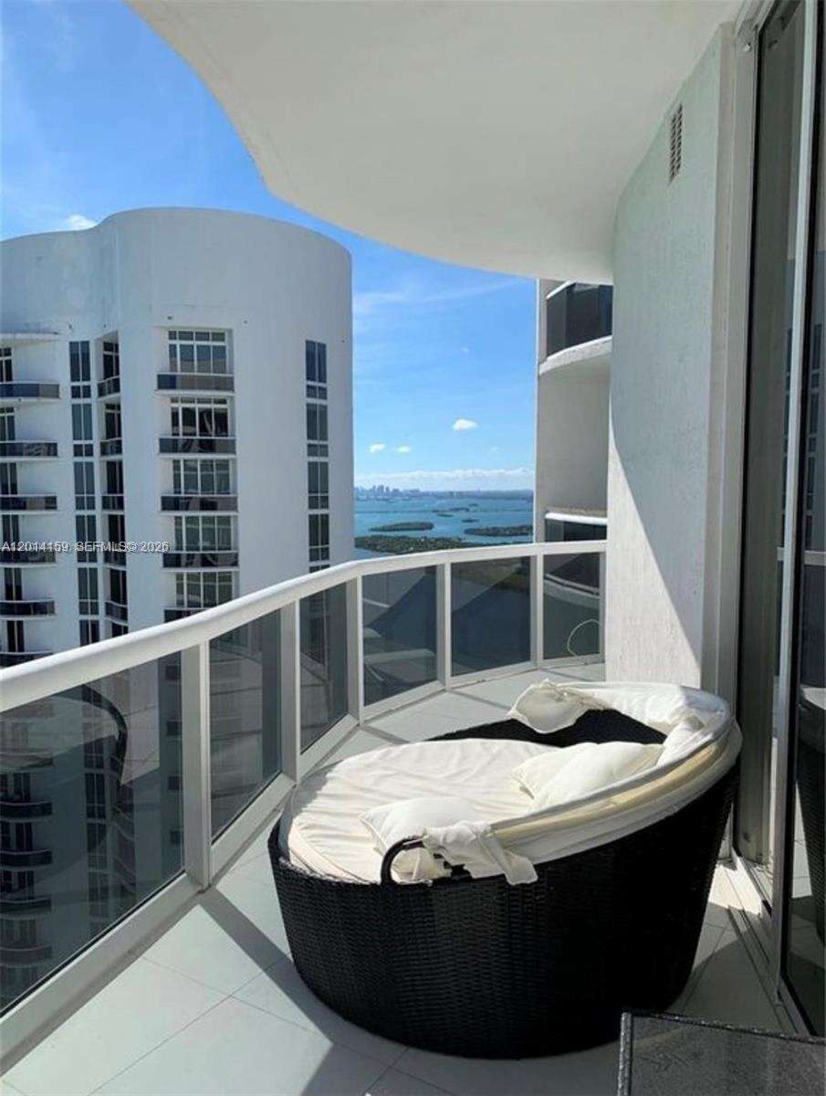 Trump Tower 2 at 15901 Collins Ave, Sunny Isles Beach, FL 33160 - For Rent photo 37