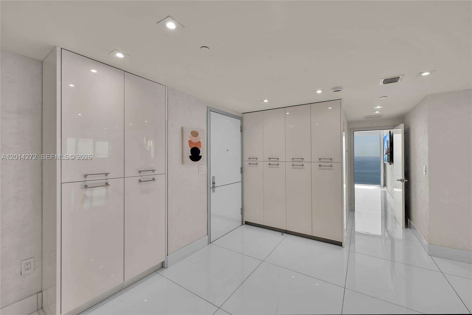 The Beach Club Two at 1830 Ocean Dr, Hallandale Beach, FL 33009 - For Rent photo 11