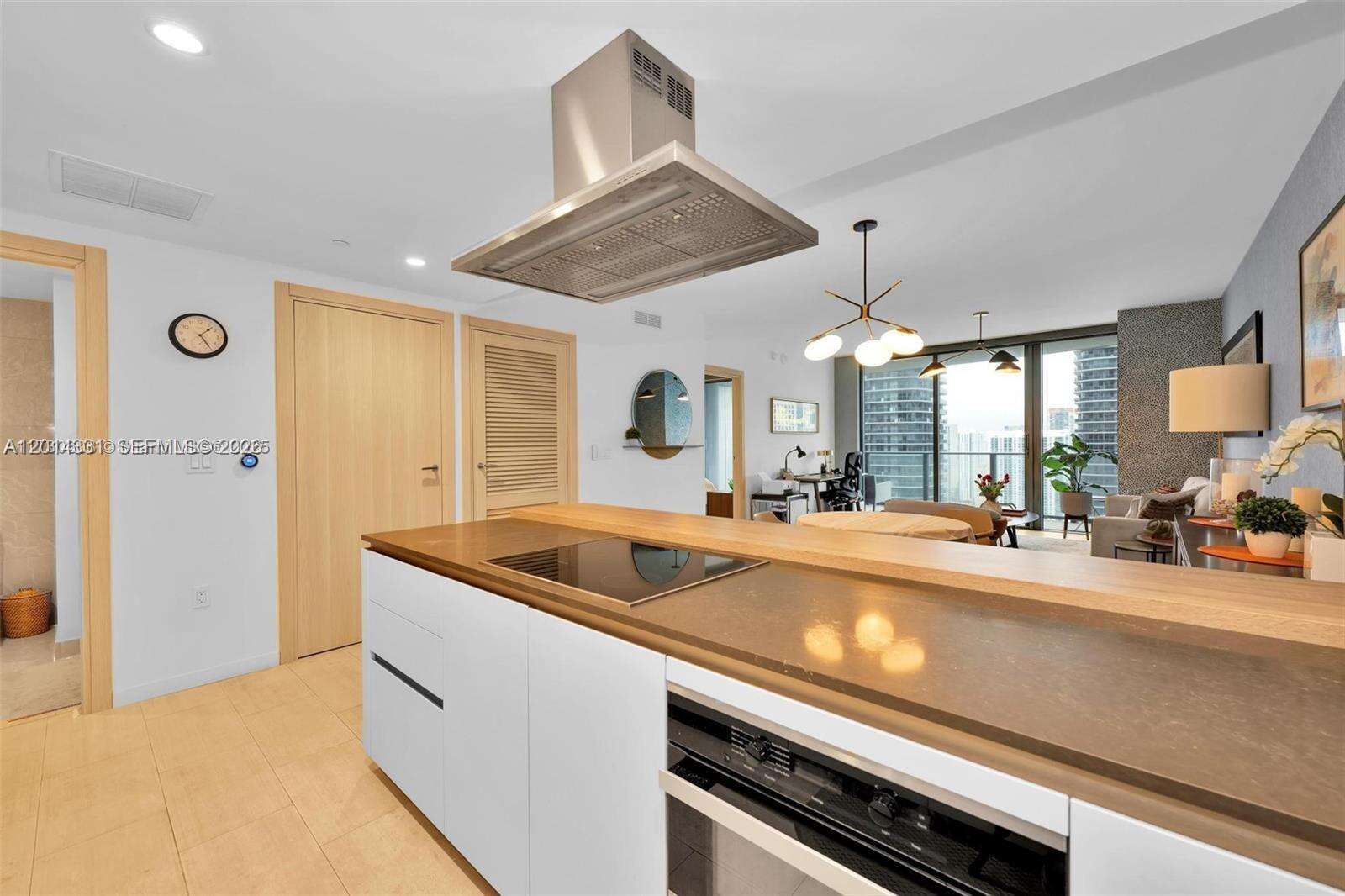 Brickell Flatiron at 1000 Brickell Plz, Miami, FL 33131 - For Rent photo 11