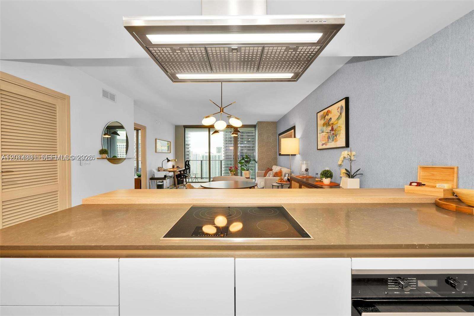 Brickell Flatiron at 1000 Brickell Plz, Miami, FL 33131 - For Rent photo 12