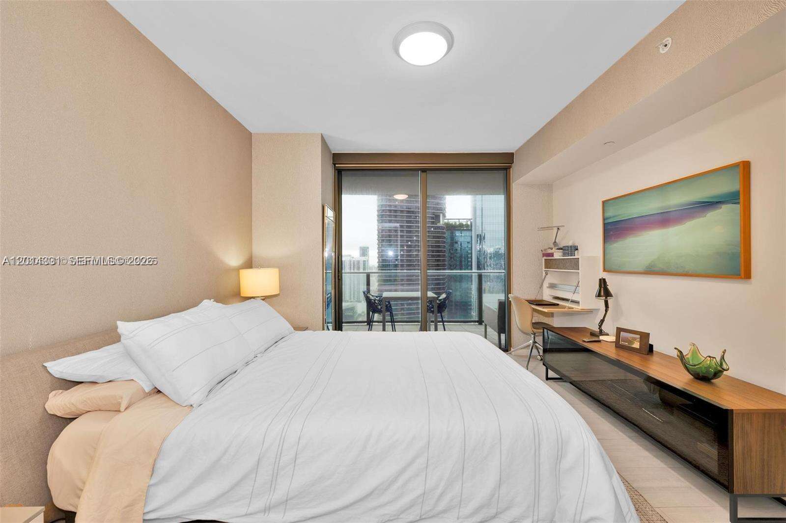 Brickell Flatiron at 1000 Brickell Plz, Miami, FL 33131 - For Rent photo 14