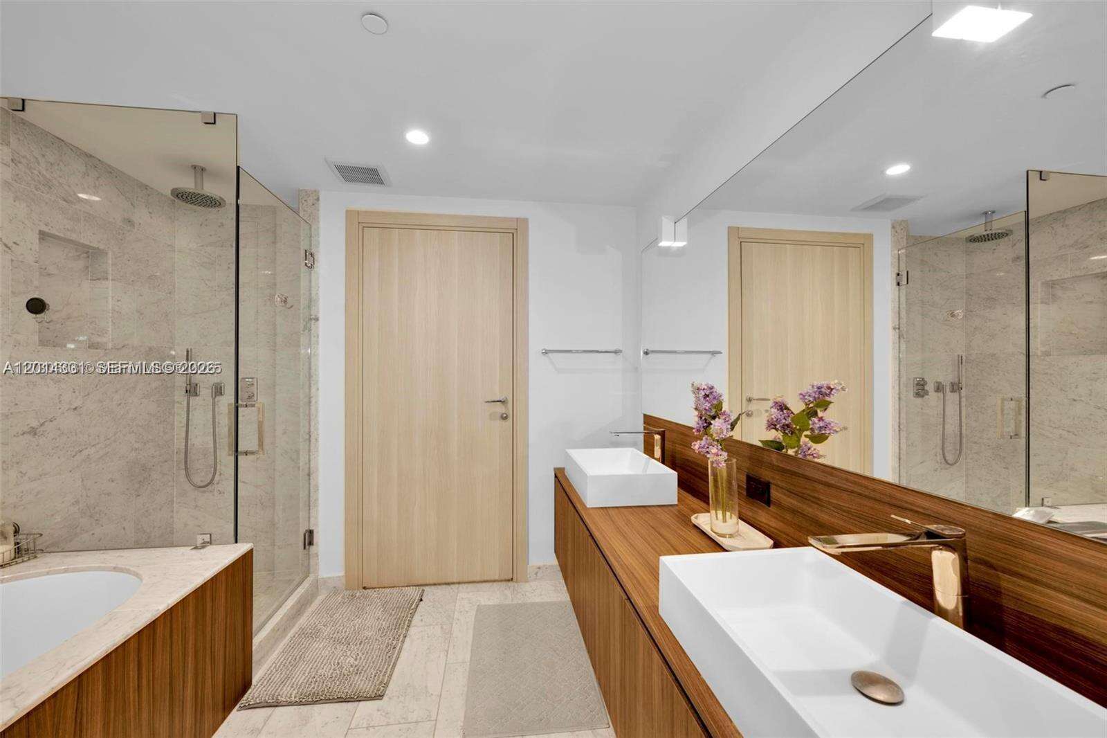Brickell Flatiron at 1000 Brickell Plz, Miami, FL 33131 - For Rent photo 15