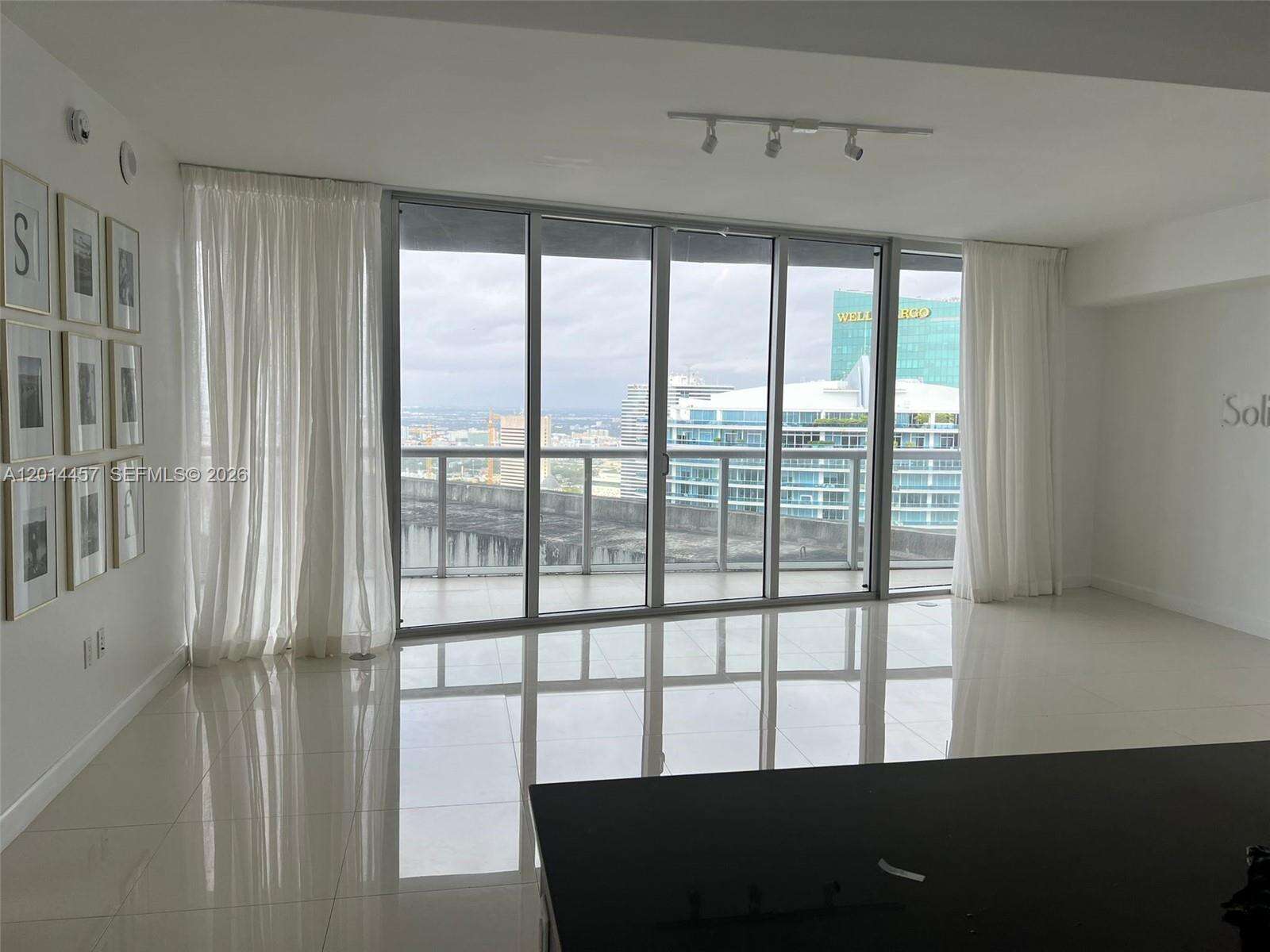 Icon Brickell 1 at 475 Brickell Ave, Miami, FL 33131 - For Rent photo 1