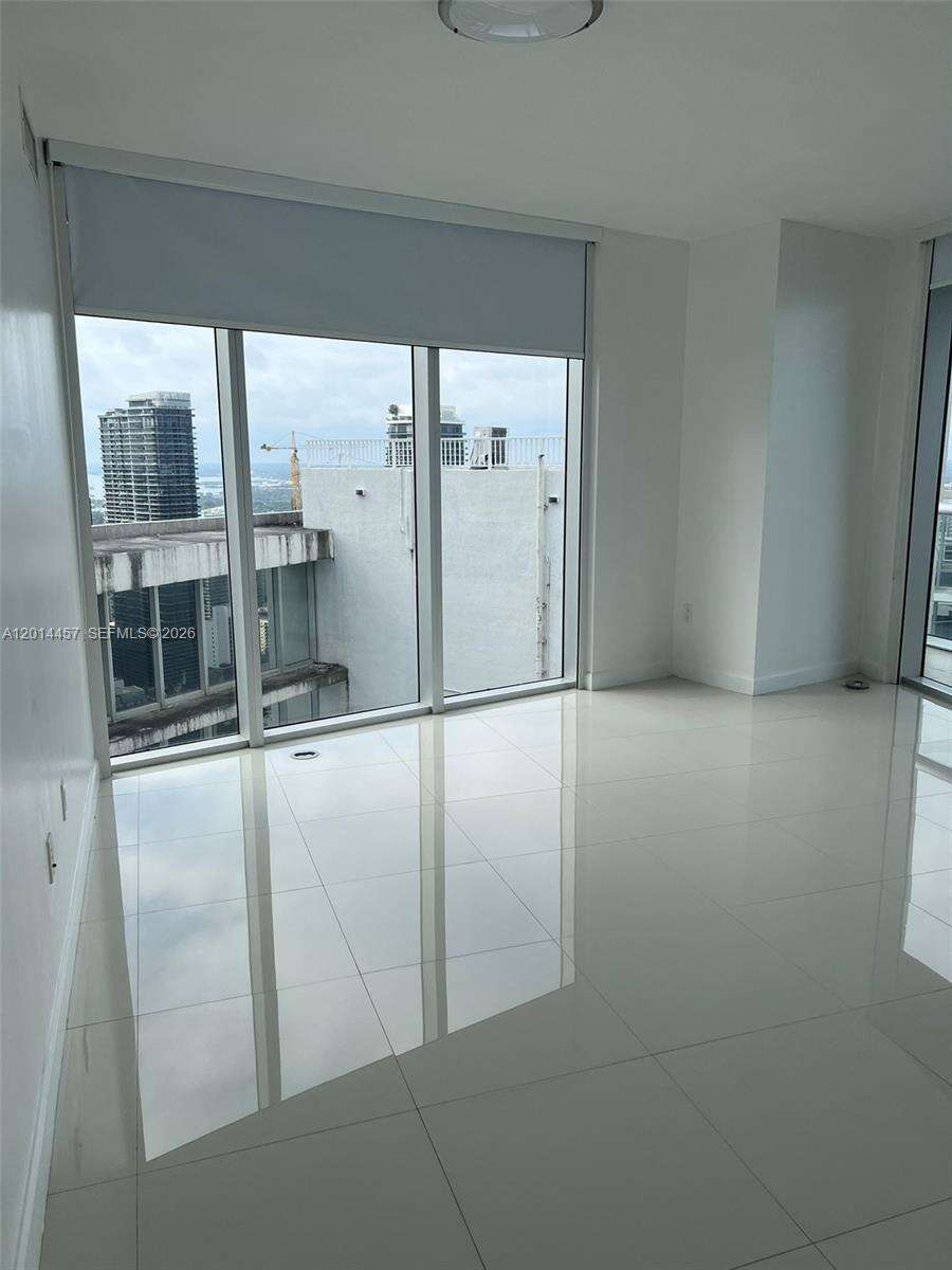 Icon Brickell 1 at 475 Brickell Ave, Miami, FL 33131 - For Rent photo 2