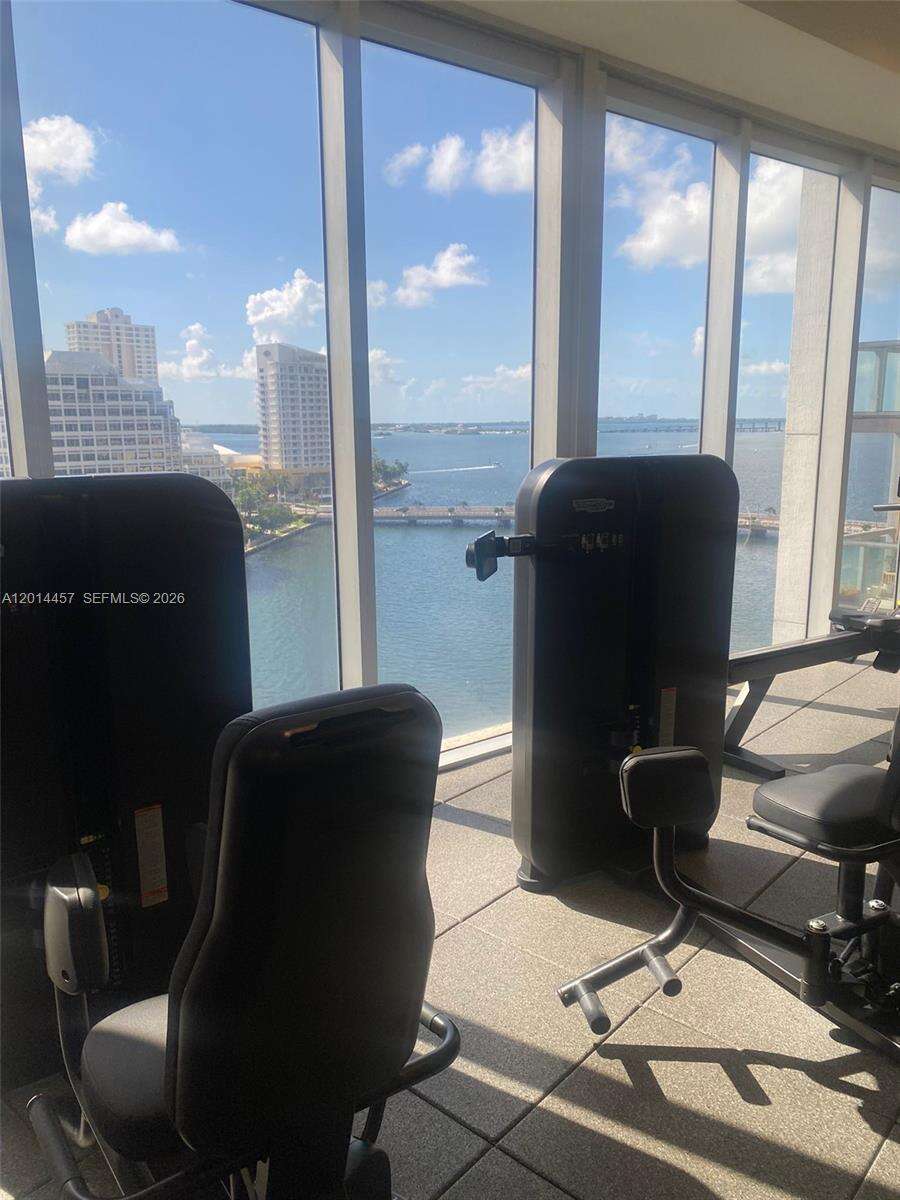 Icon Brickell 1 at 475 Brickell Ave, Miami, FL 33131 - For Rent photo 15