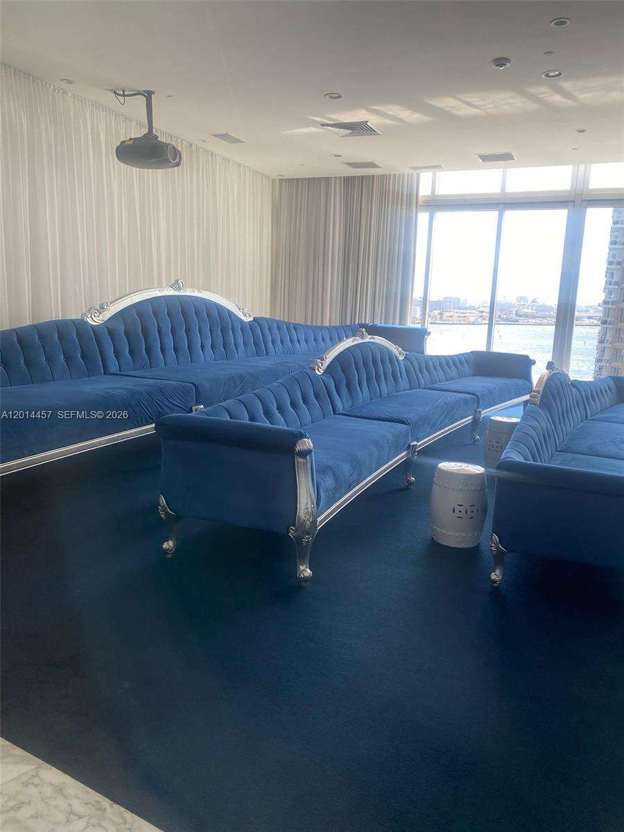 Icon Brickell 1 at 475 Brickell Ave, Miami, FL 33131 - For Rent photo 17