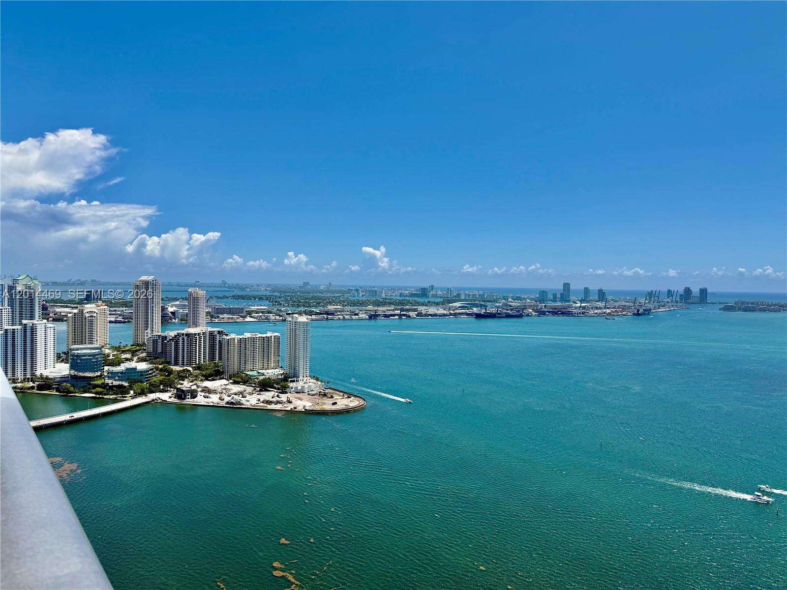 Jade At Brickell Bay at 1331 Brickell Bay Dr, Miami, FL 33131 - For Rent photo 40