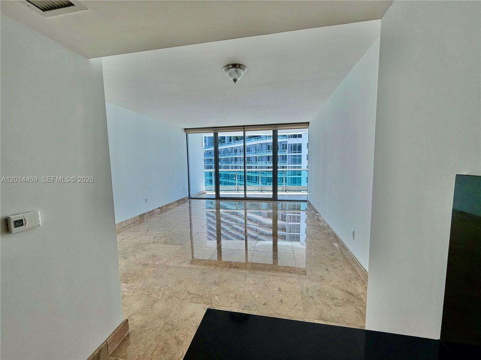 Jade At Brickell Bay at 1331 Brickell Bay Dr, Miami, FL 33131 - For Rent photo 10