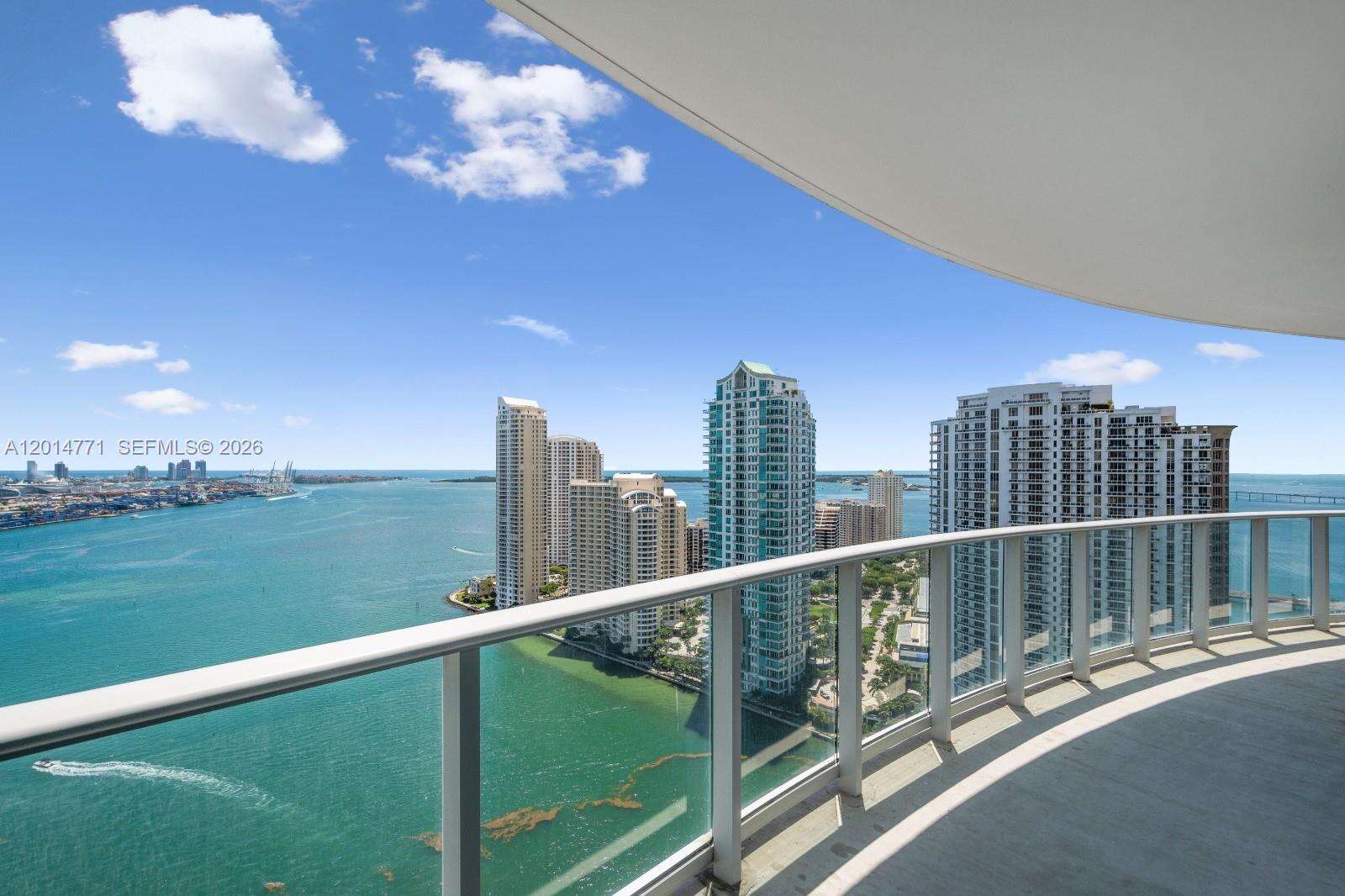 Met 1 at 300 Biscayne Blvd, Miami, FL 33131 - For Rent photo 13