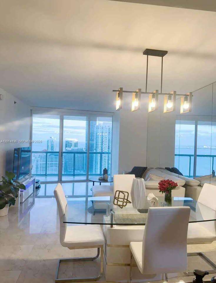 Icon Brickell 2 at 495 Brickell Ave, Miami, FL 33131 - For Rent photo 4