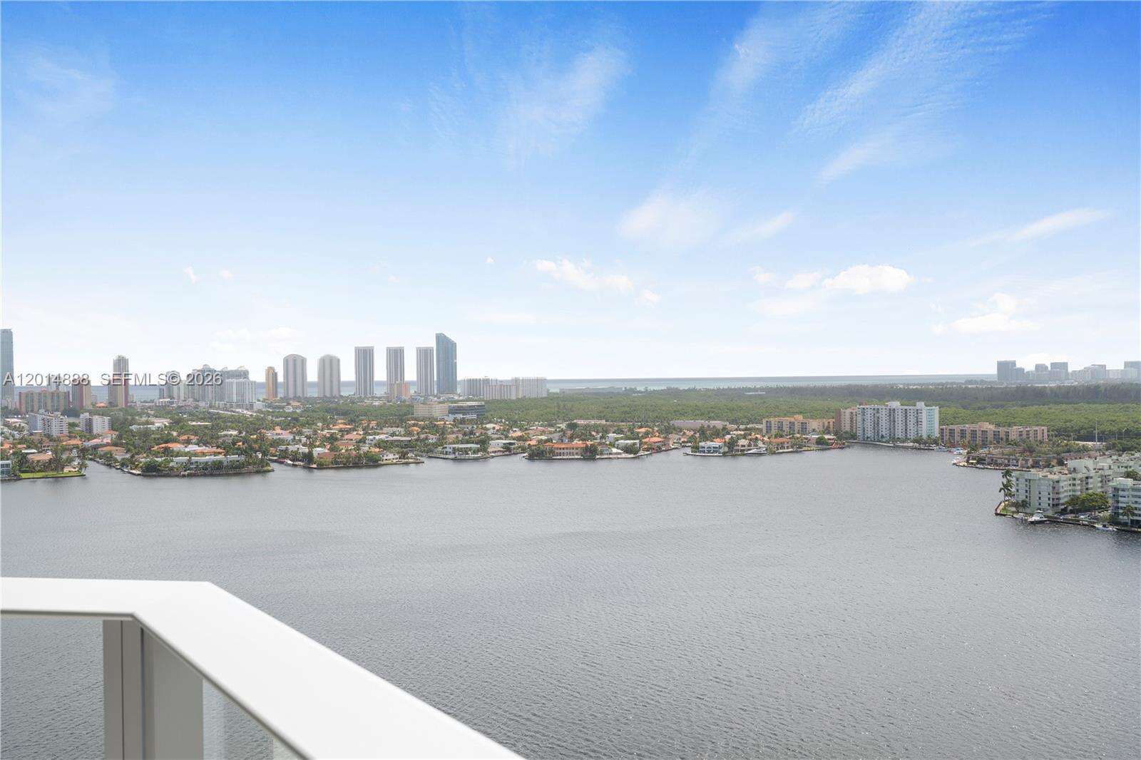 Marina Palms at 17111 Biscayne Blvd, North Miami Beach, FL 33160 - For Rent photo 2